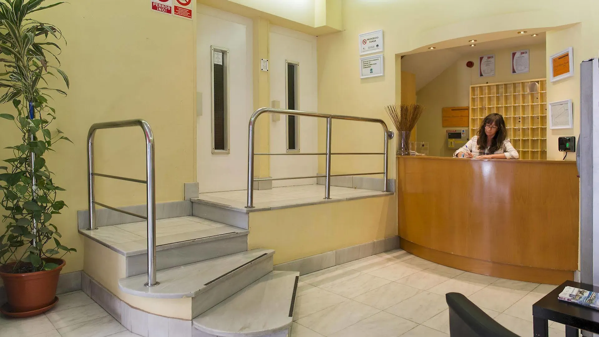 Estudios Aranzazu Santander 2*,